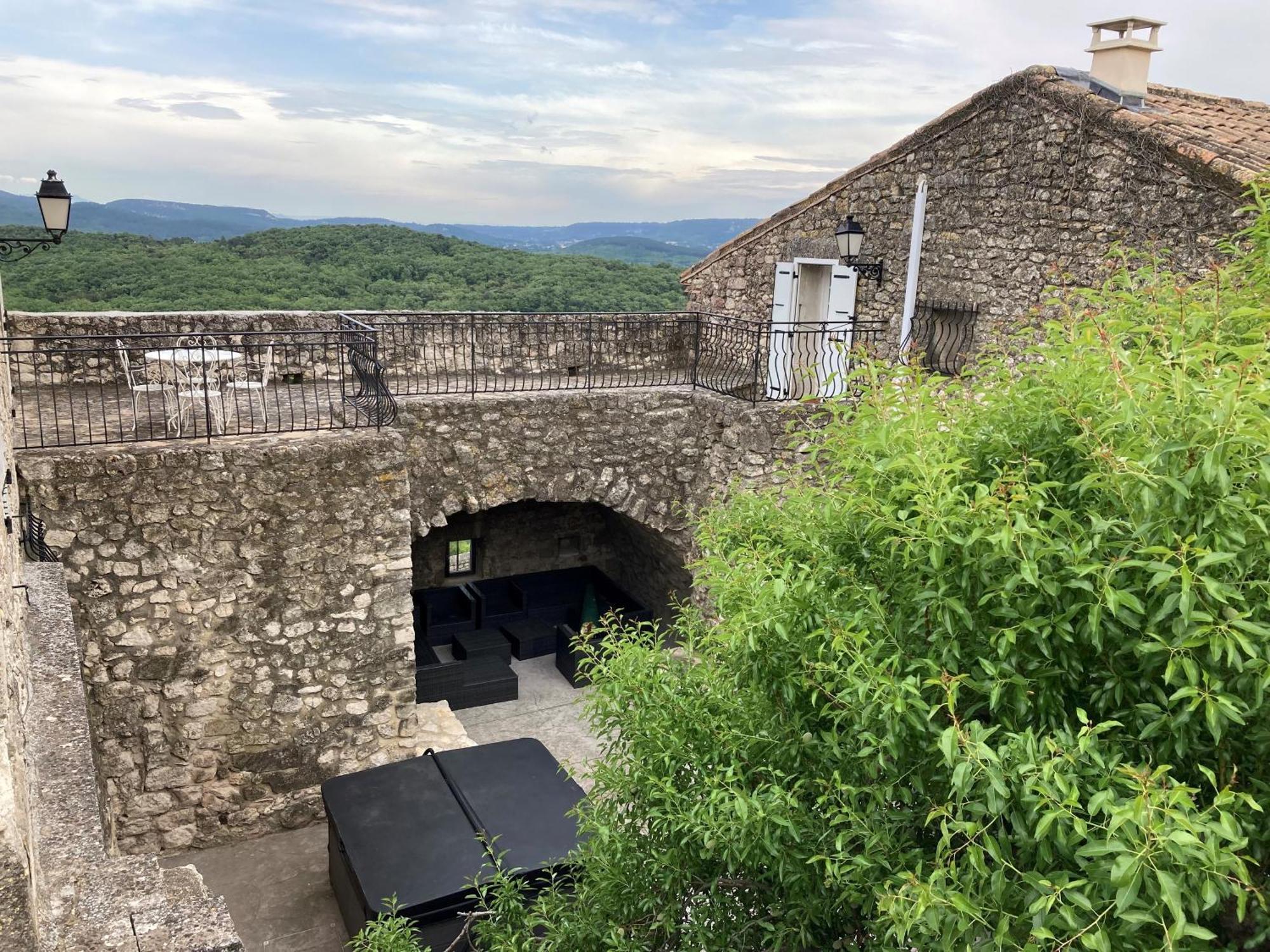 La Closerie D'Escalin Gite 12 Personnes Et Jacuzzi La Garde-Adhémar المظهر الخارجي الصورة